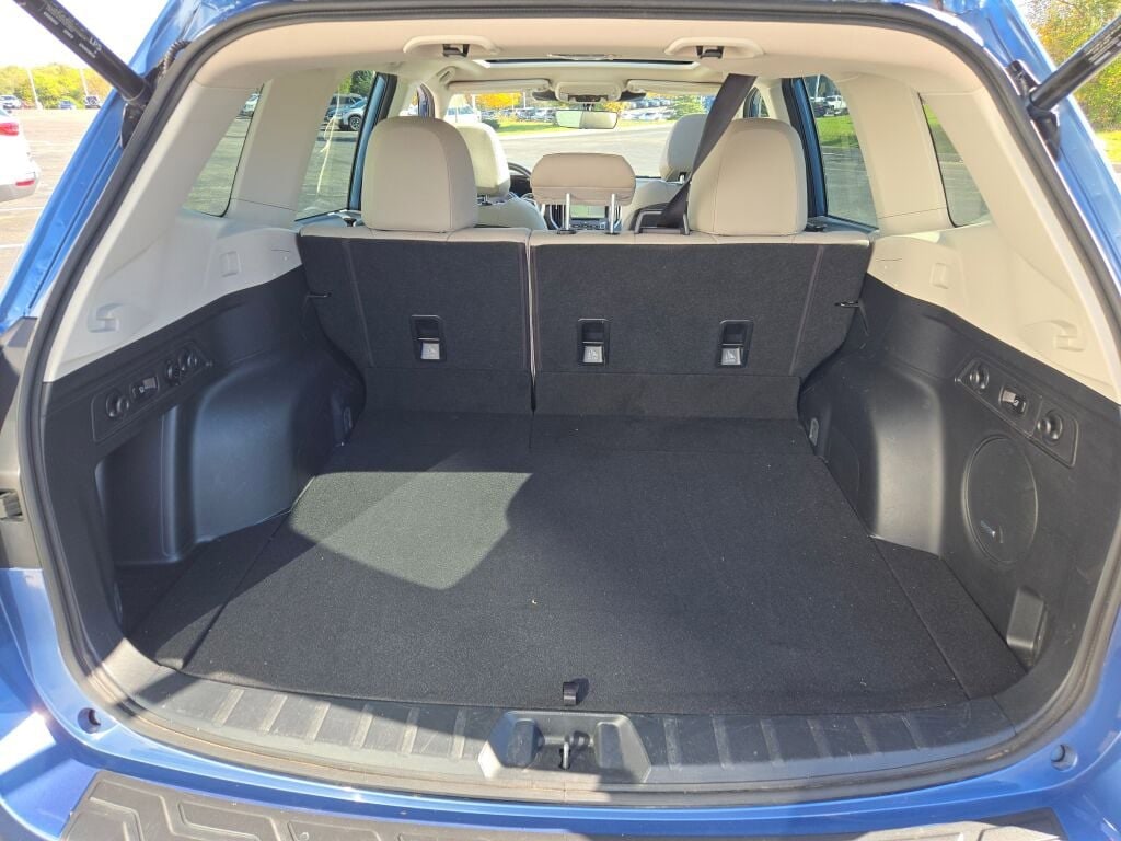 2023 SUBARU FORESTER - Image 15
