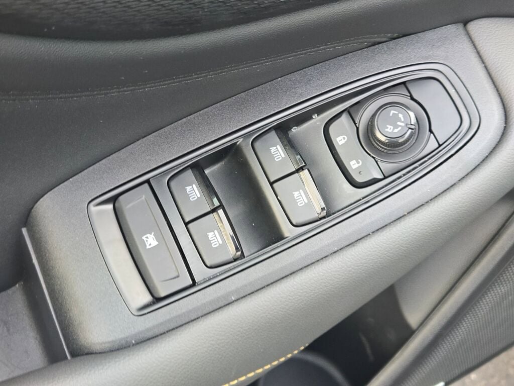 2025 SUBARU OUTBACK - Image 20