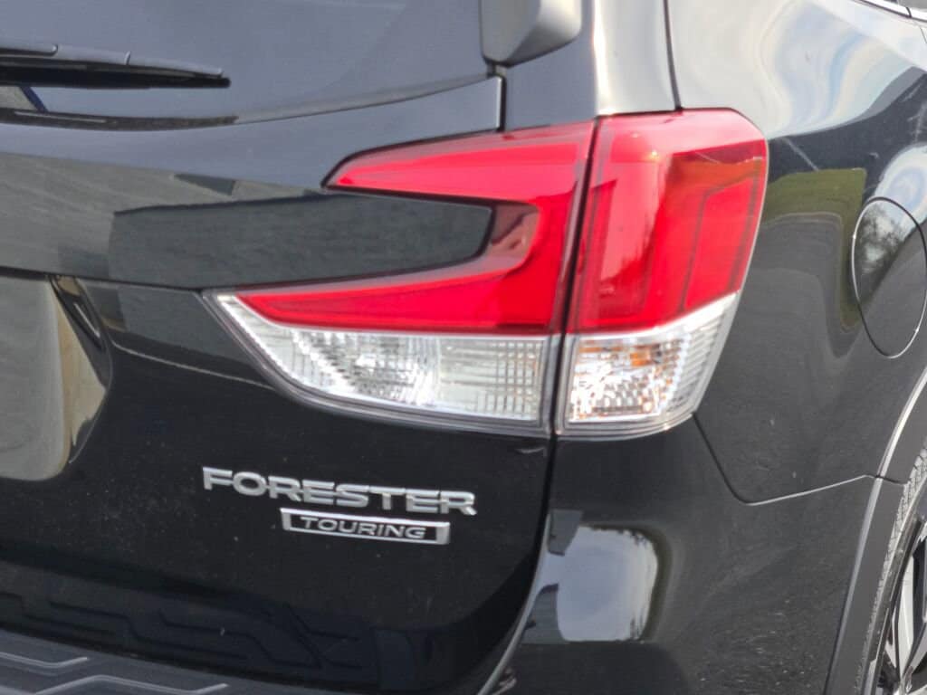 2021 SUBARU FORESTER - Image 11