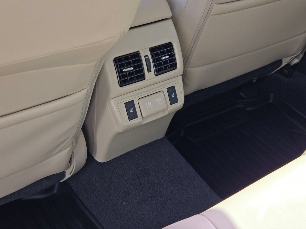 2019 Subaru Outback Limited - Photo 17