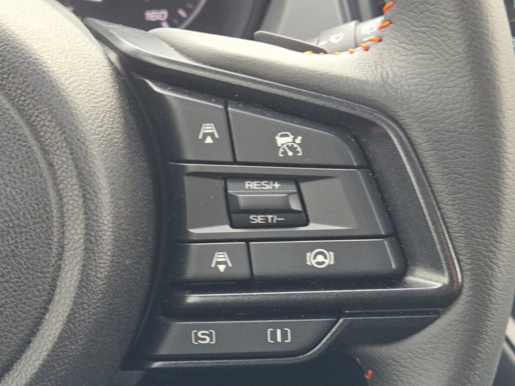 2025 SUBARU CROSSTREK - Image 33