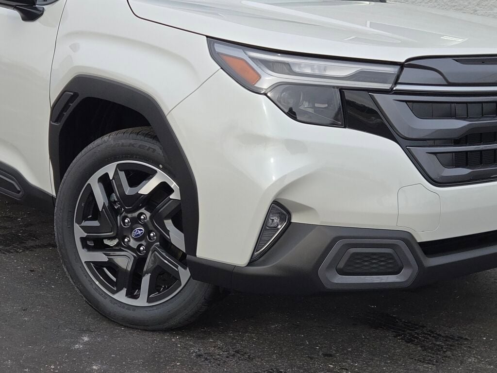 New 2025 Subaru Forester Limited SUV