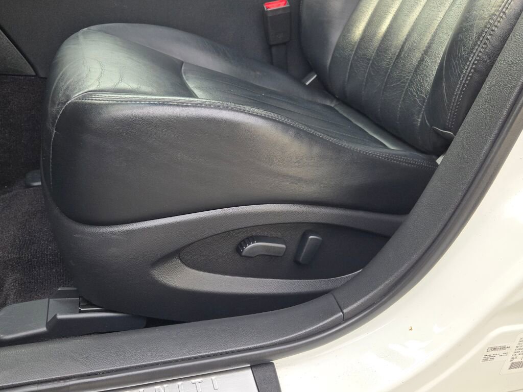 2017 INFINITI QX50 - Image 21