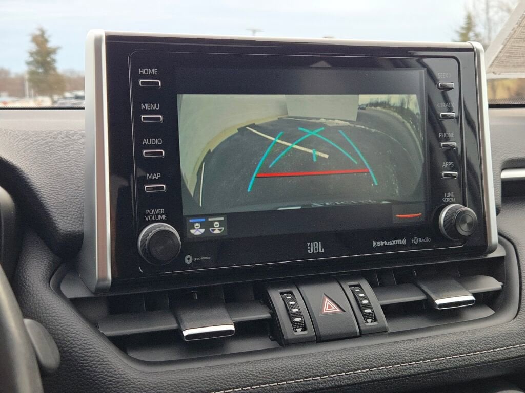 2020 TOYOTA RAV4 - Image 25