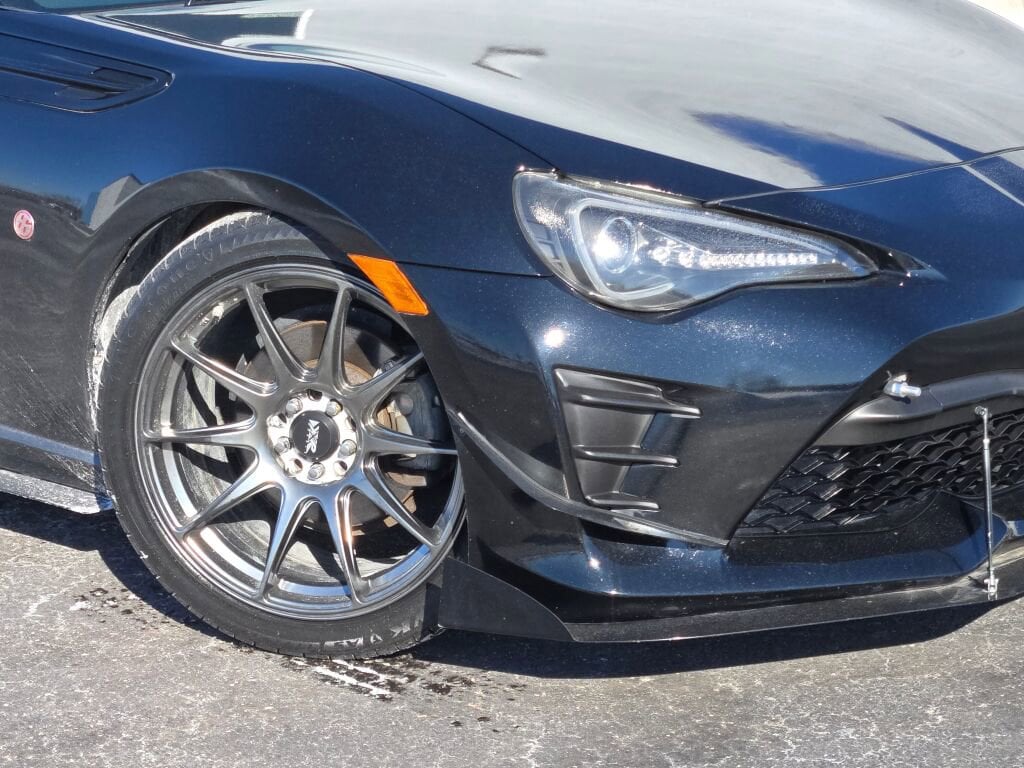 2017 TOYOTA 86 - Image 25