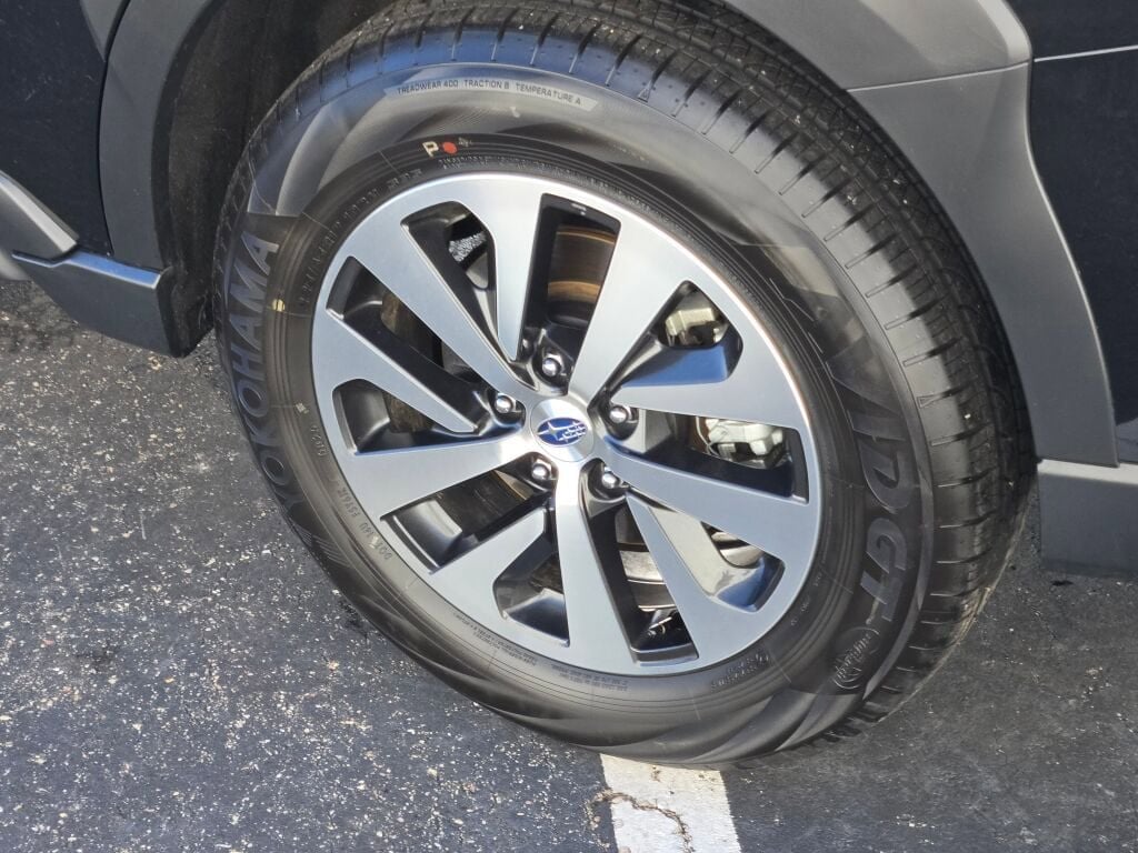 2025 SUBARU OUTBACK - Image 14