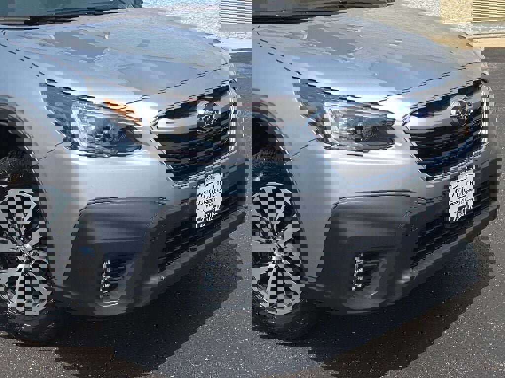 2022 Subaru Outback Premium photo 2