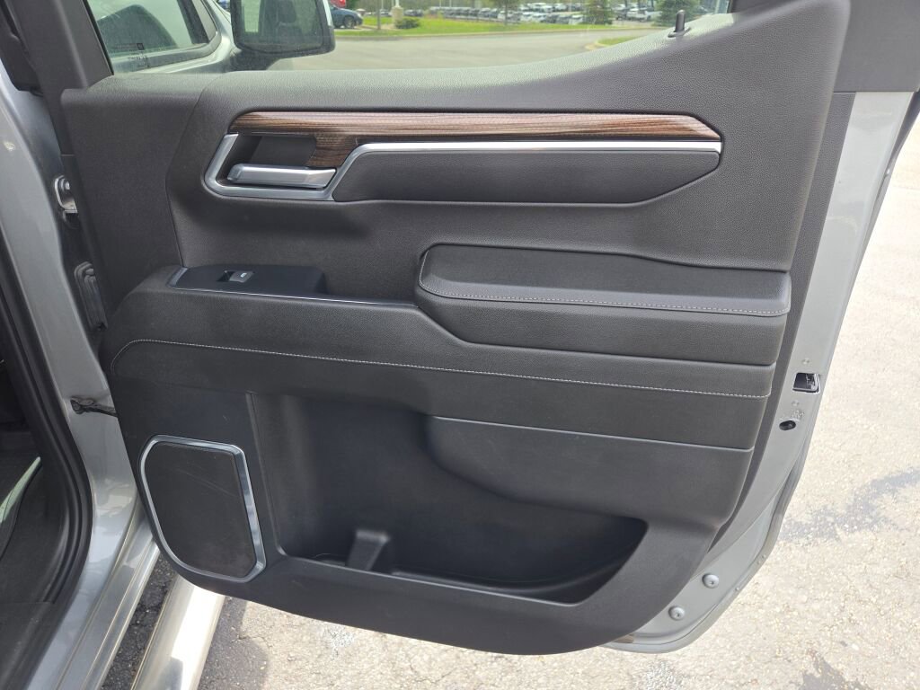 2023 Chevrolet Silverado 1500 LT - Photo 9