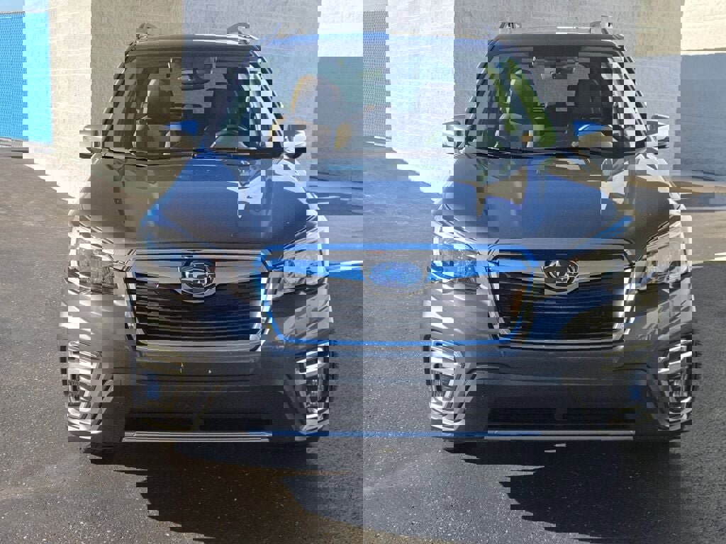 2021 Subaru Forester Touring photo 3