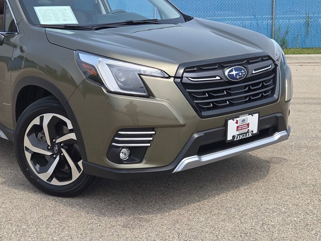 Used 2022 Subaru Forester Touring with VIN JF2SKARC7NH509017 for sale in Kenosha, WI