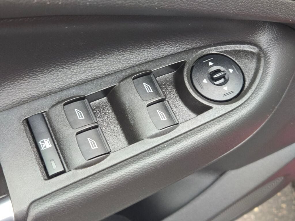 2017 FORD ESCAPE - Image 20