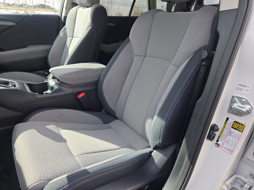 2025 SUBARU OUTBACK - Image 24
