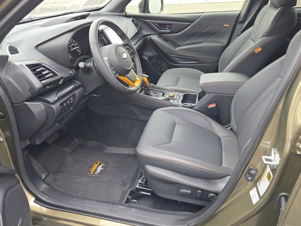 2025 SUBARU FORESTER - Image 21