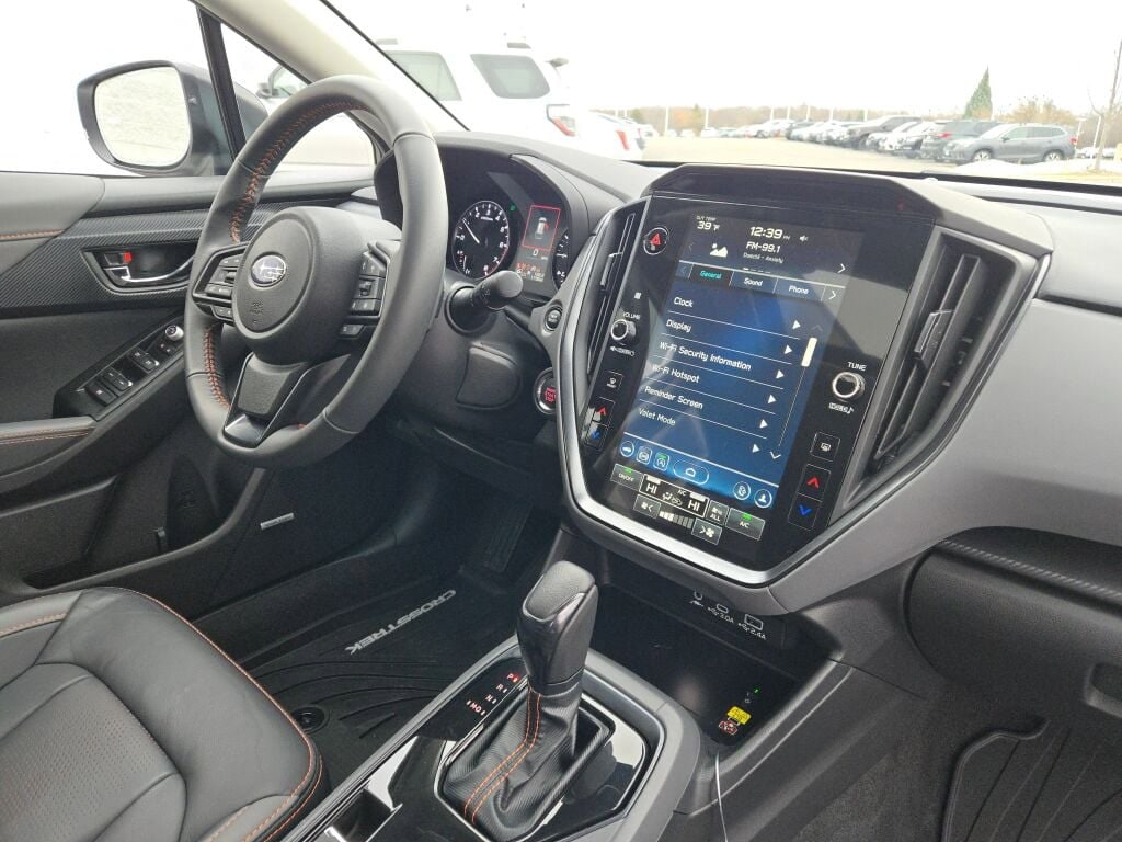 2025 SUBARU CROSSTREK - Image 7