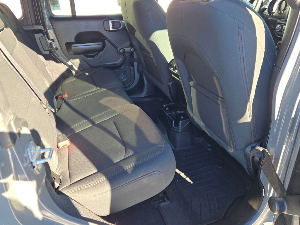 2021 JEEP WRANGLER - Image 10