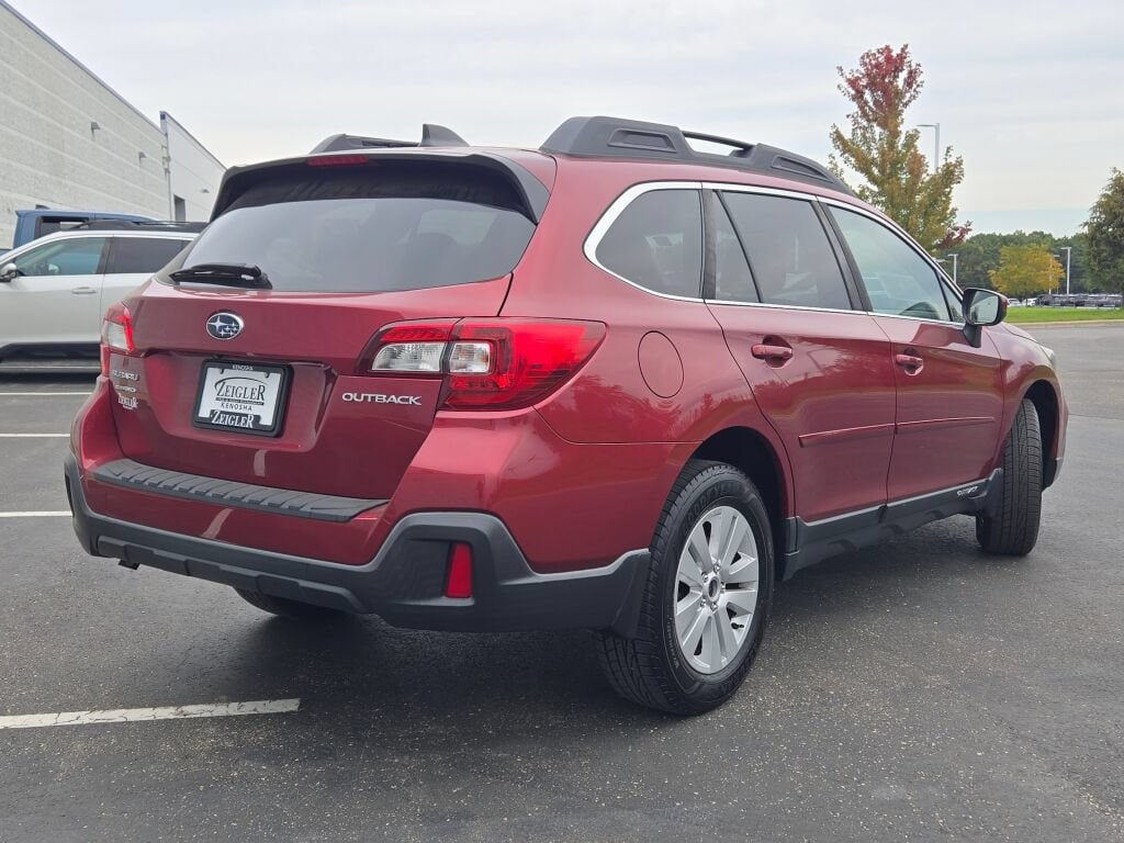 2018 Subaru Outback Premium - Photo 10