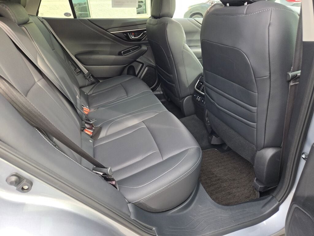2023 SUBARU OUTBACK - Image 9