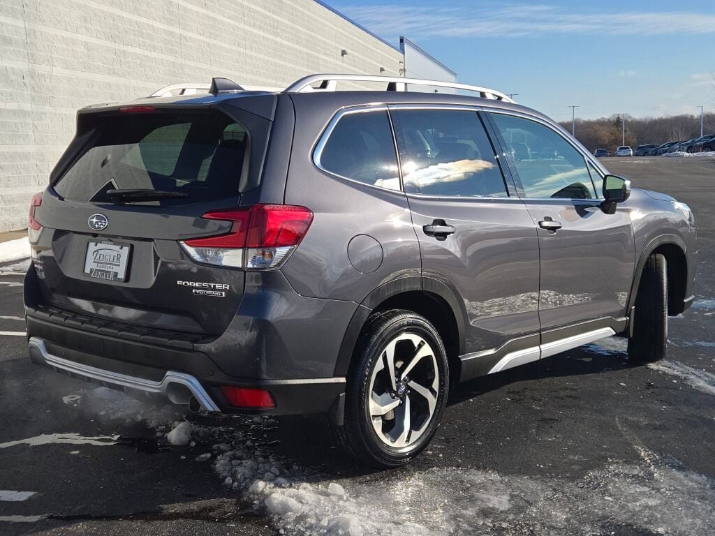 2023 SUBARU FORESTER - Image 10