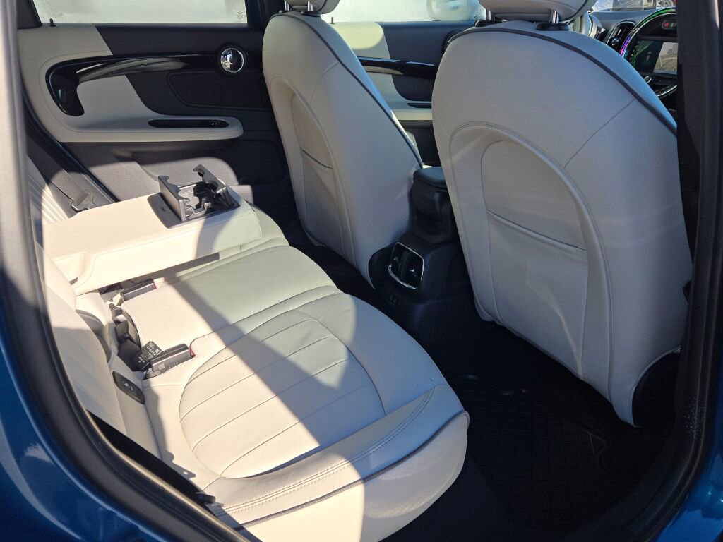 2019 MINI COUNTRYMAN - Image 9