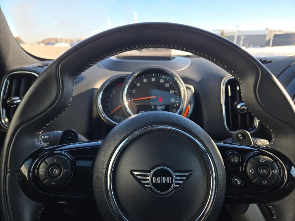 2019 MINI COUNTRYMAN - Image 32