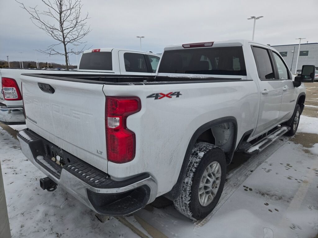 2024 CHEVROLET SILVERADO HD - Image 3