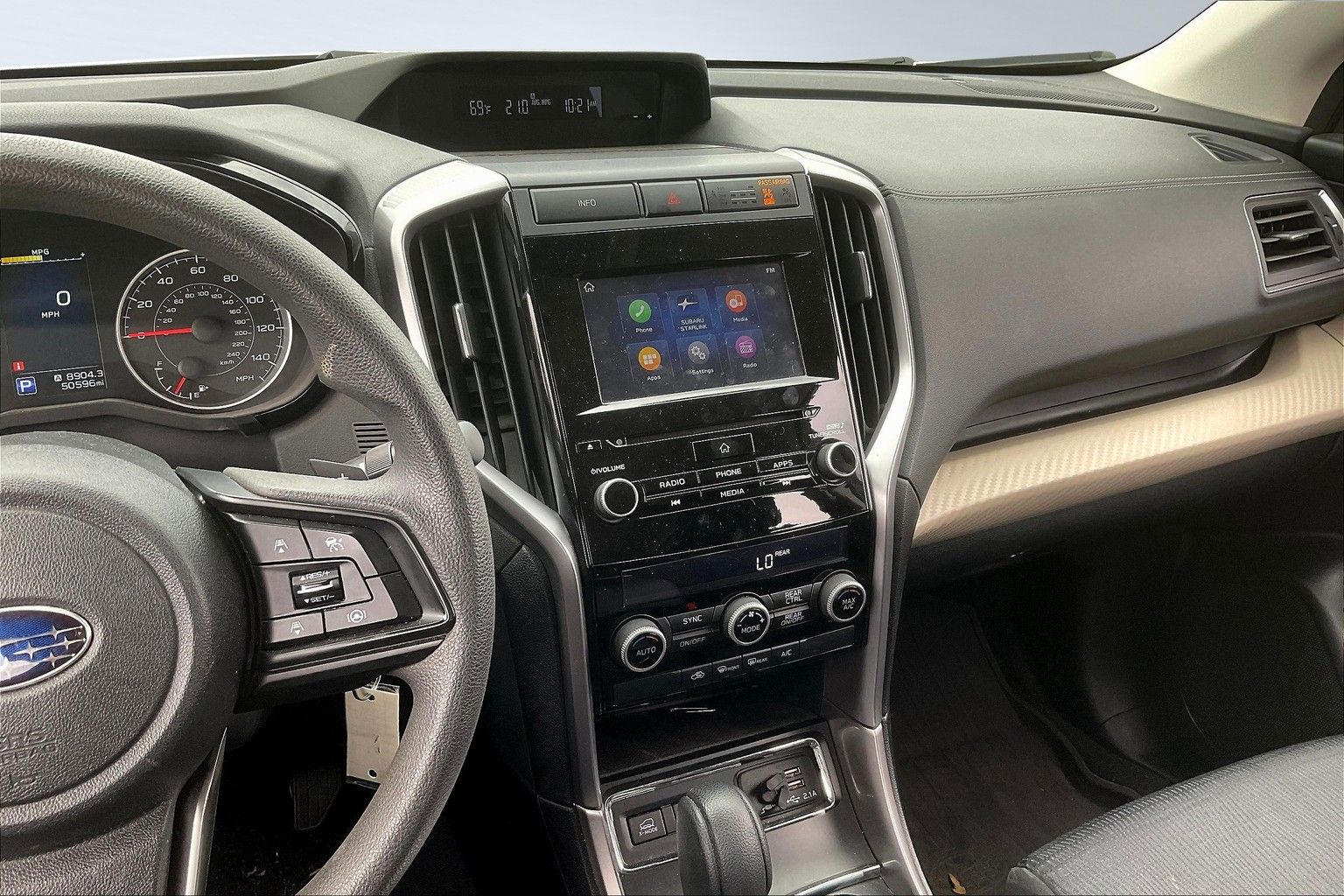 2022 Subaru Ascent Base photo 2