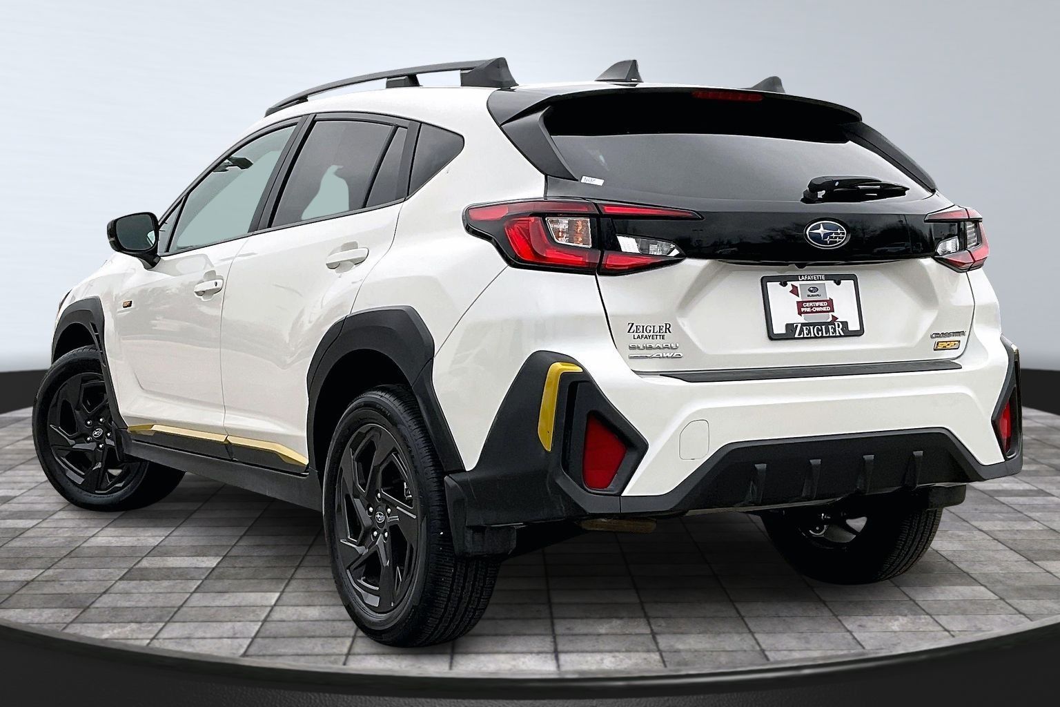 2025 SUBARU CROSSTREK - Image 11