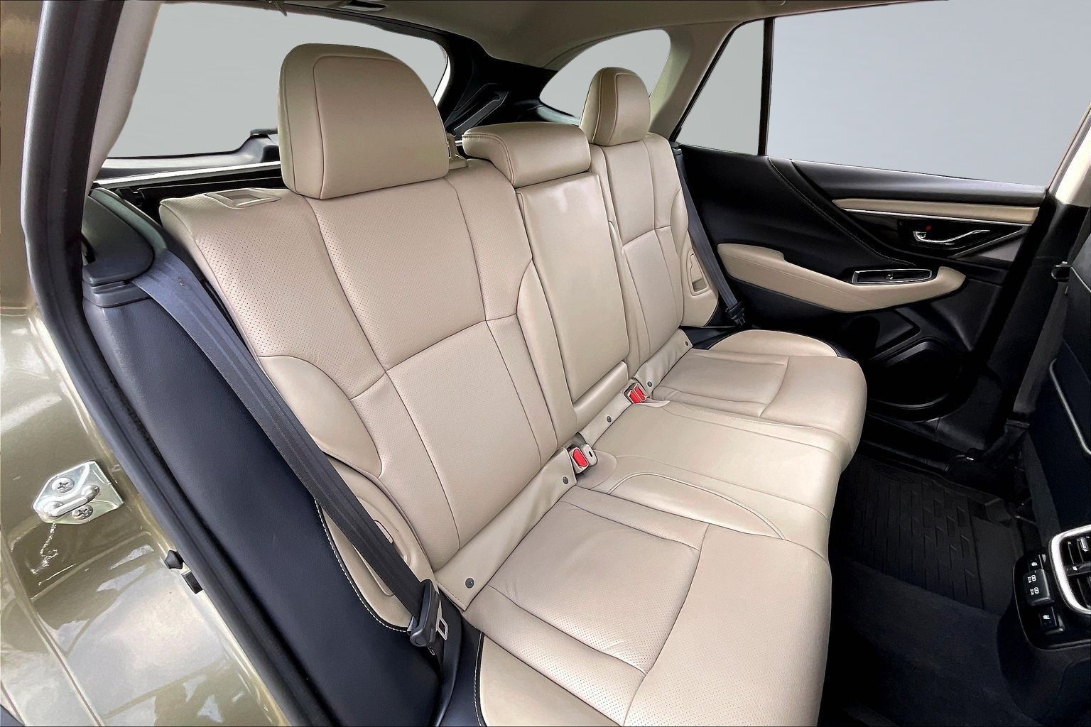 2020 SUBARU OUTBACK - Image 28