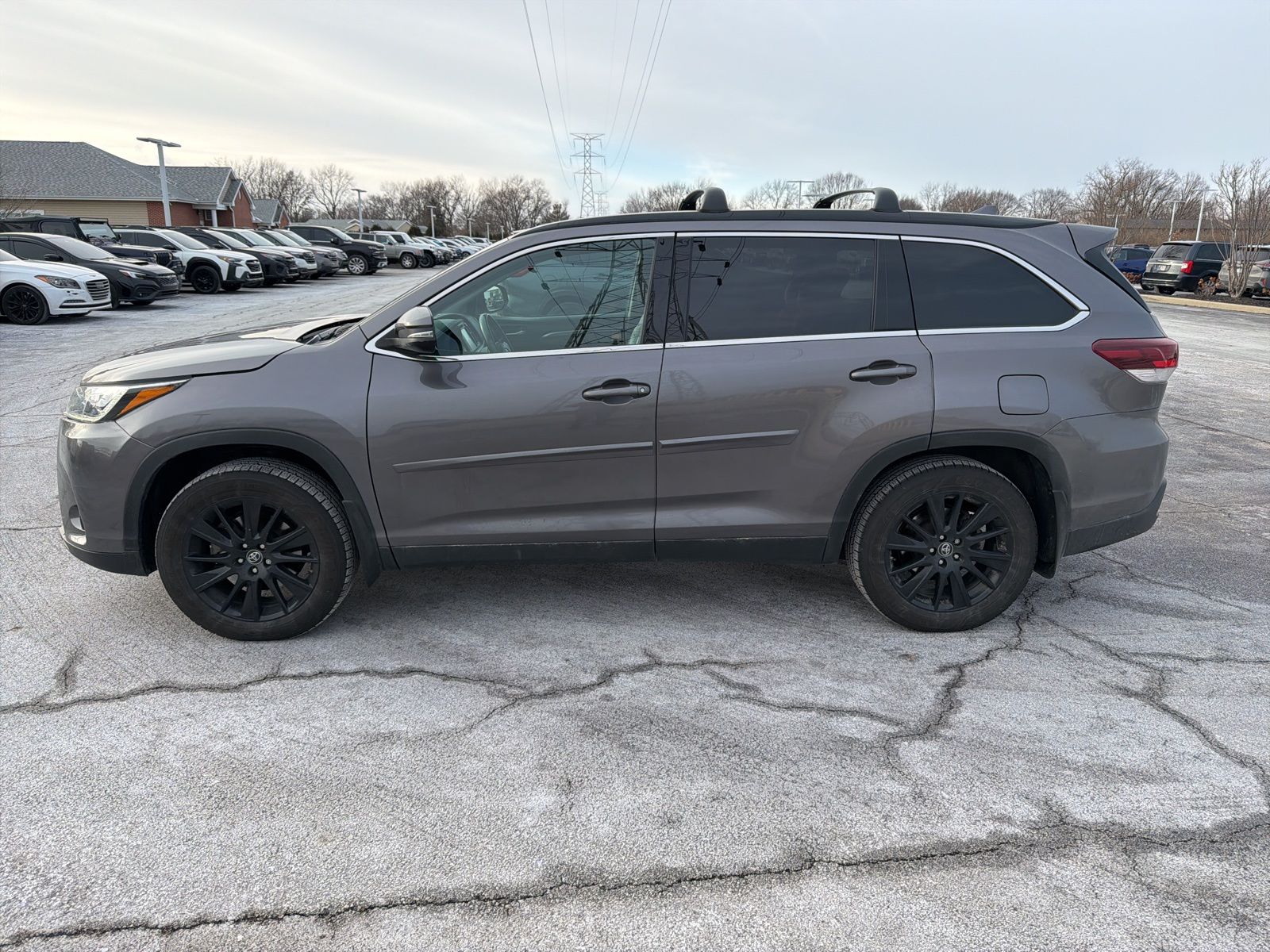 2019 TOYOTA HIGHLANDER - Image 9