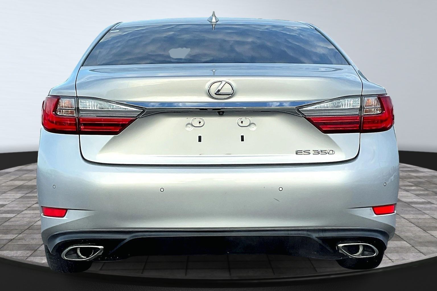 2017 LEXUS ES - Image 4