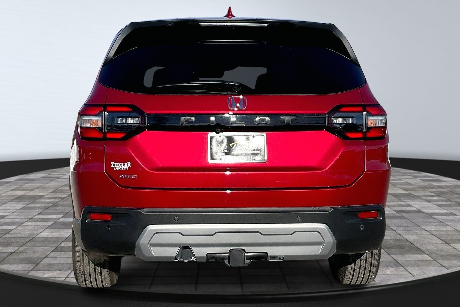 2023 HONDA PILOT - Image 4