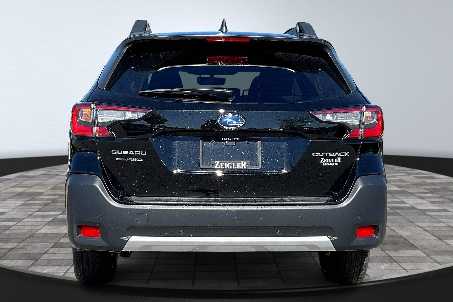 2025 Subaru Outback Limited photo 4