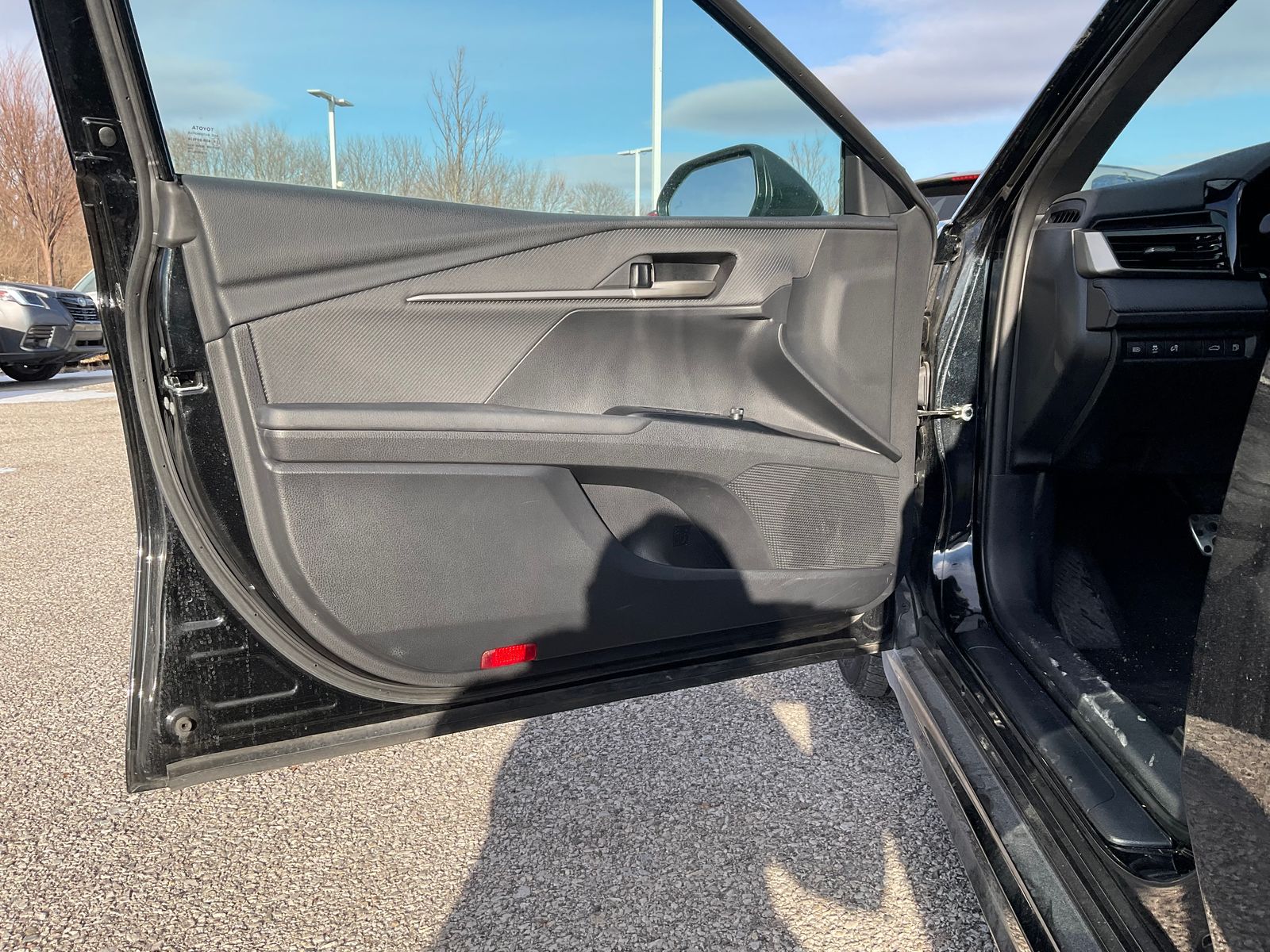 2025 TOYOTA CAMRY - Image 24