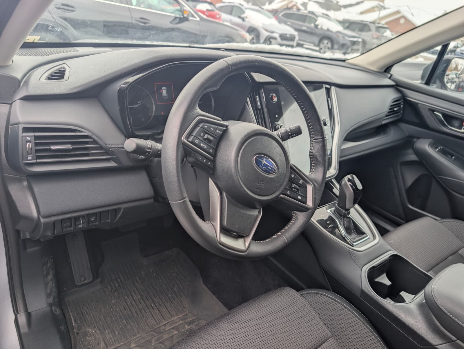 2025 SUBARU OUTBACK - Image 7