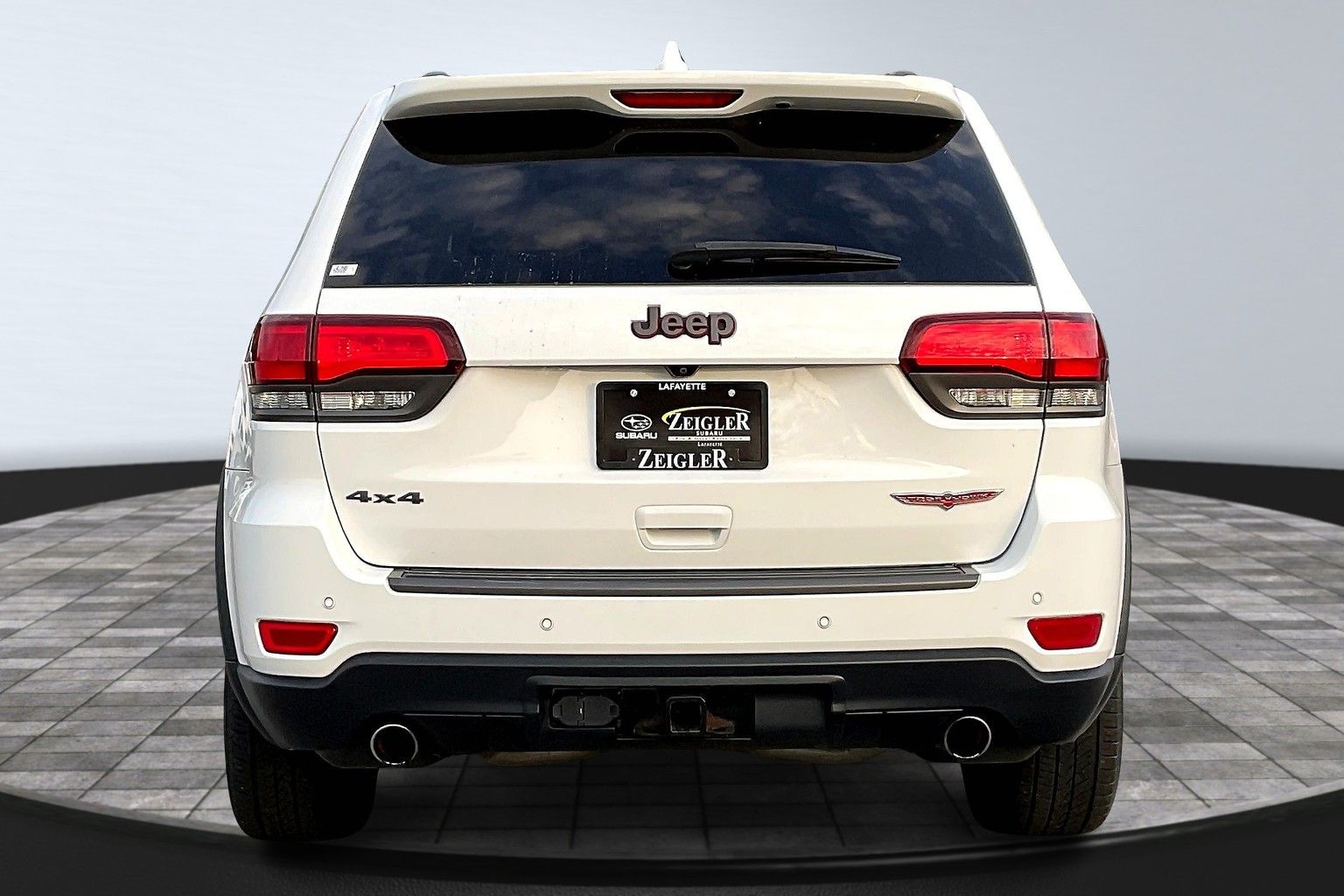 2018 Jeep Grand Cherokee Trailhawk photo 4