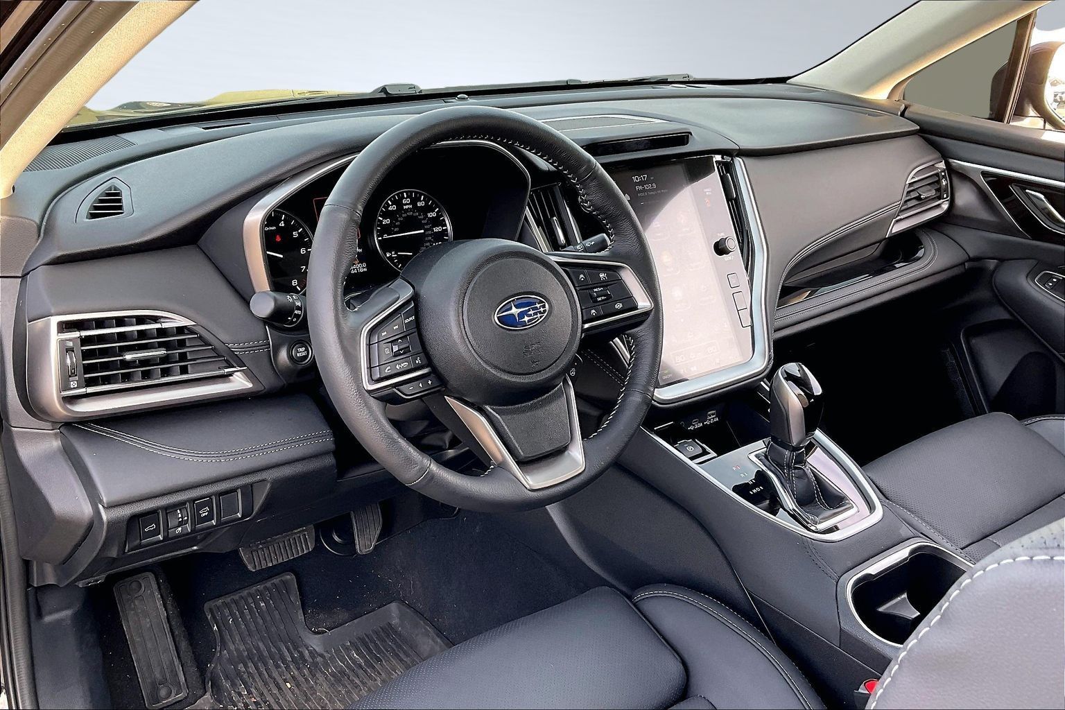 2025 SUBARU OUTBACK - Image 12