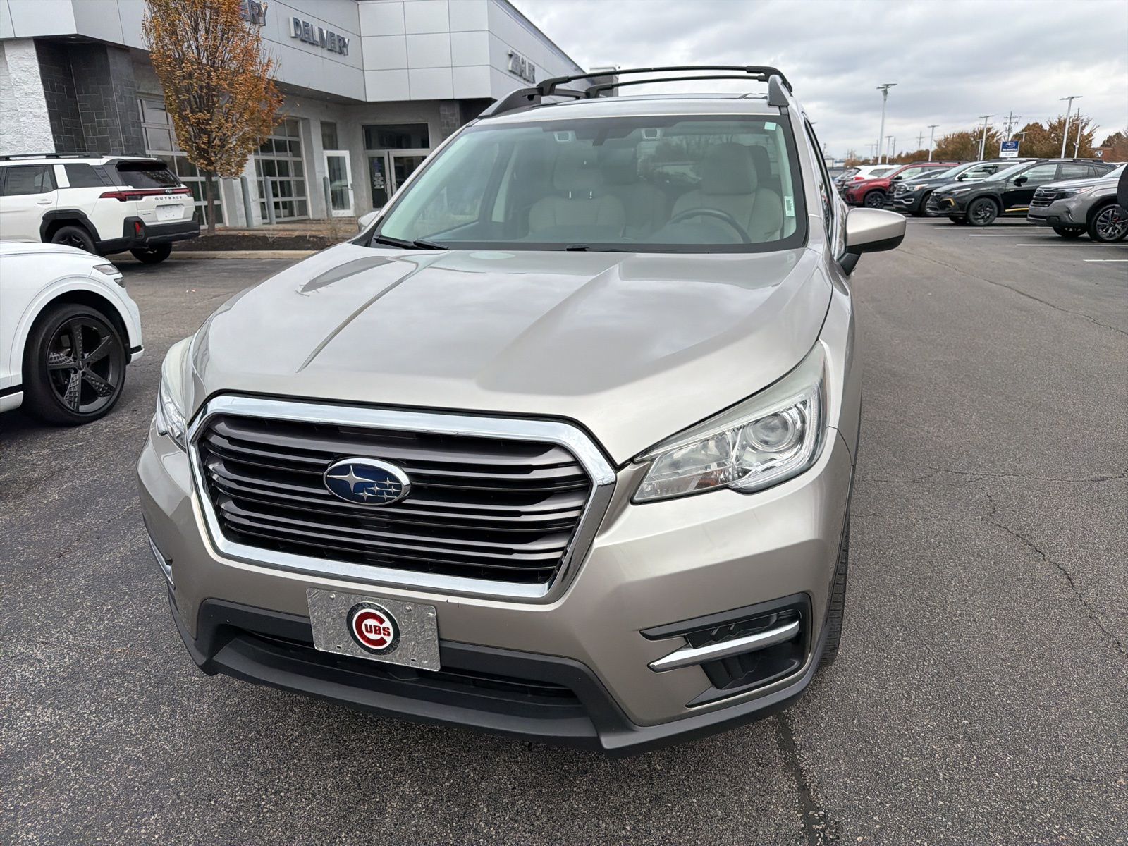 2019 Subaru Ascent Premium photo 2