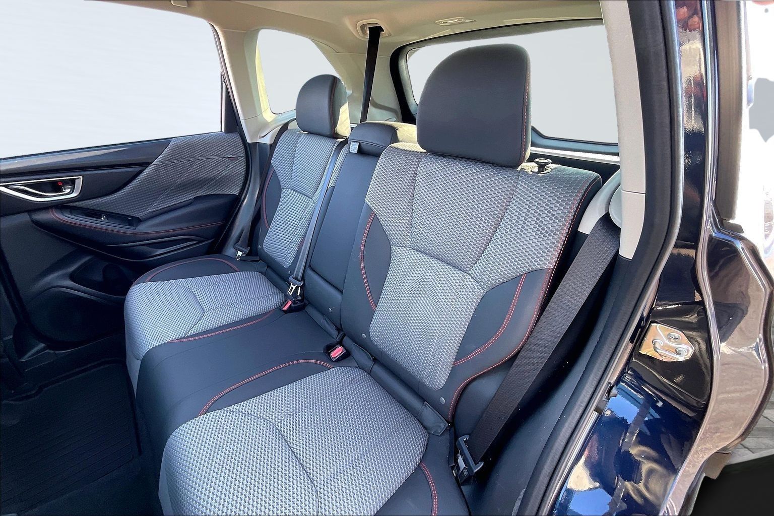 2020 SUBARU FORESTER - Image 27