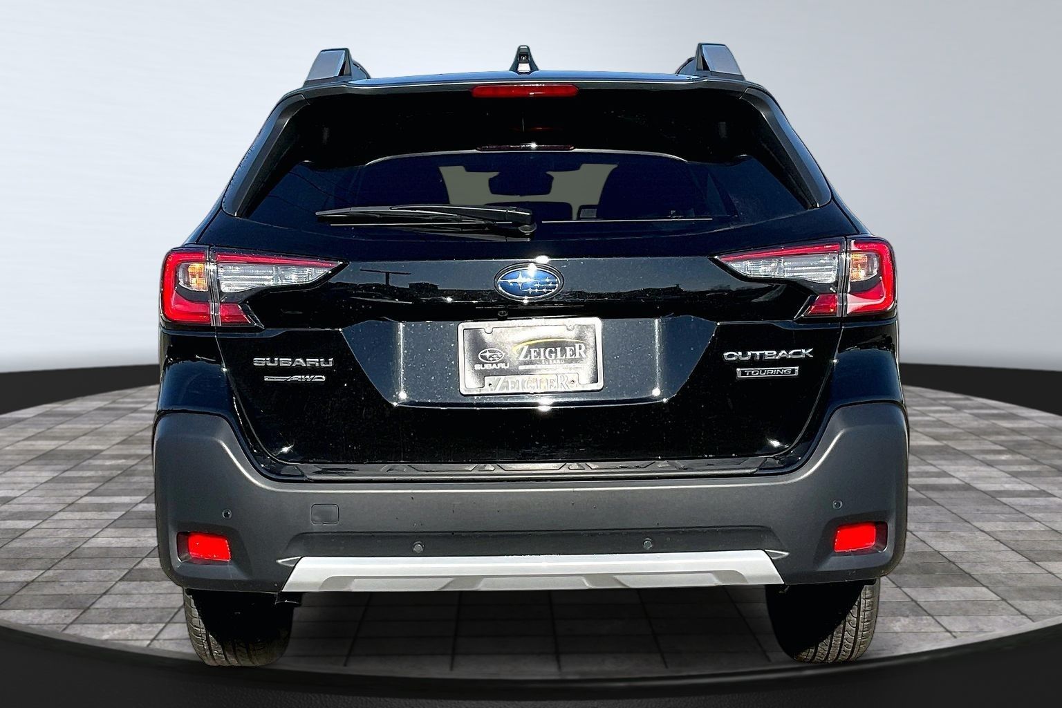 2025 SUBARU OUTBACK - Image 4