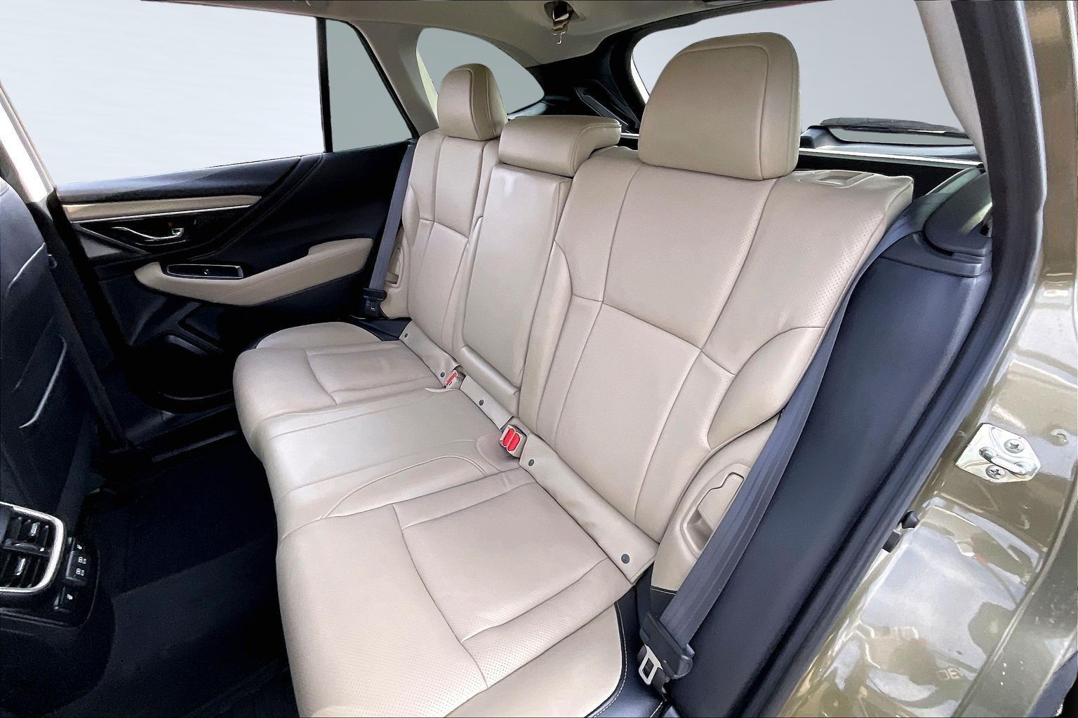 2020 SUBARU OUTBACK - Image 27