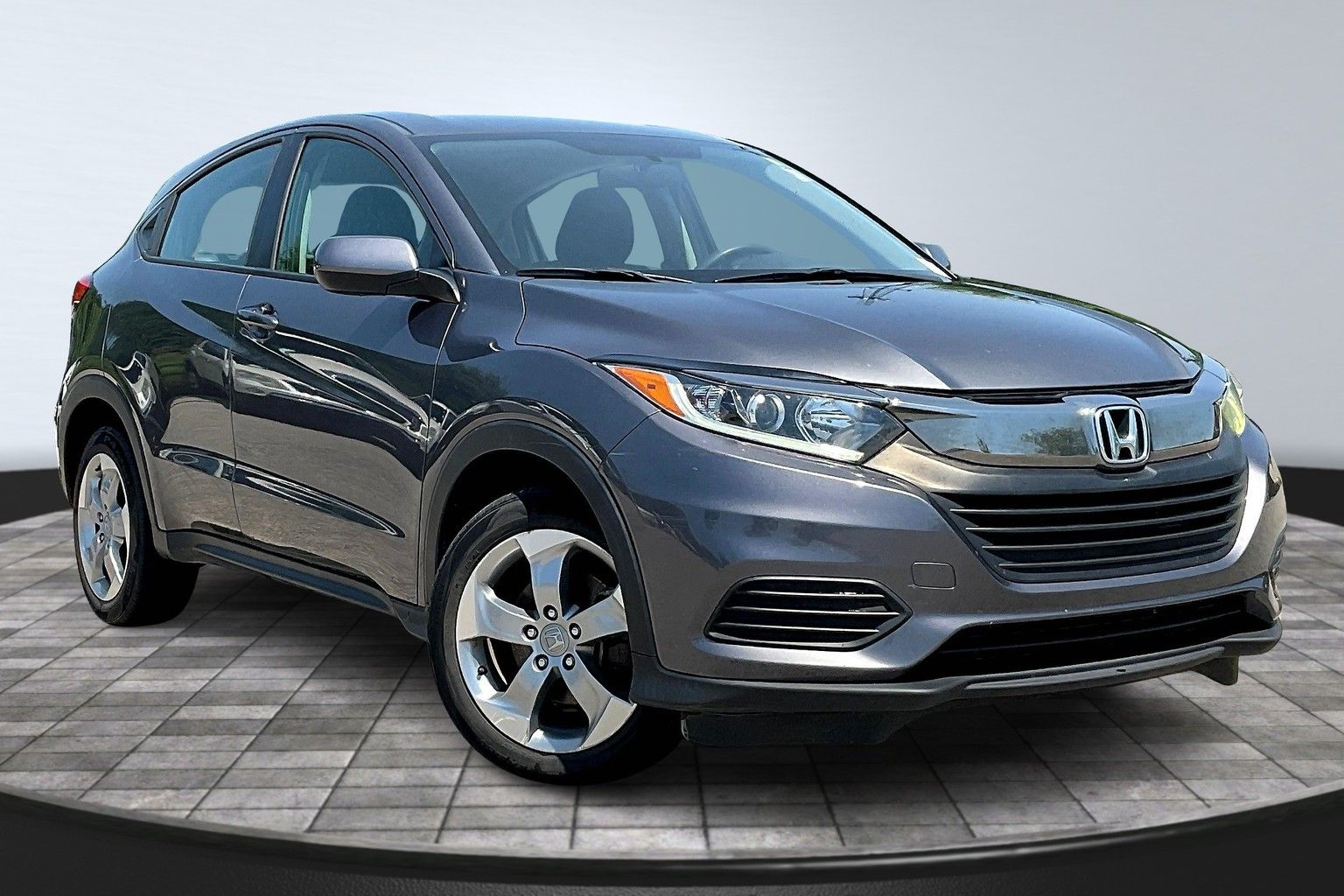 2019 Honda HR-V LX photo 2