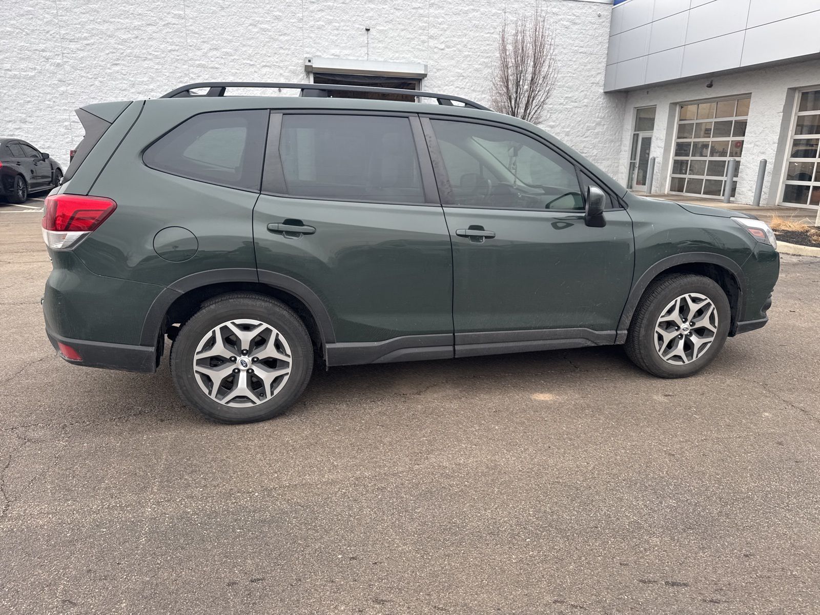 2023 SUBARU FORESTER - Image 6