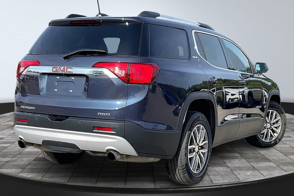 Used 2019 GMC Acadia SLE-2 SUV