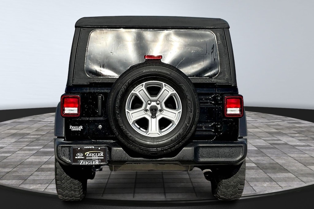 Used 2018 Jeep Wrangler Unlimited Sport S SUV