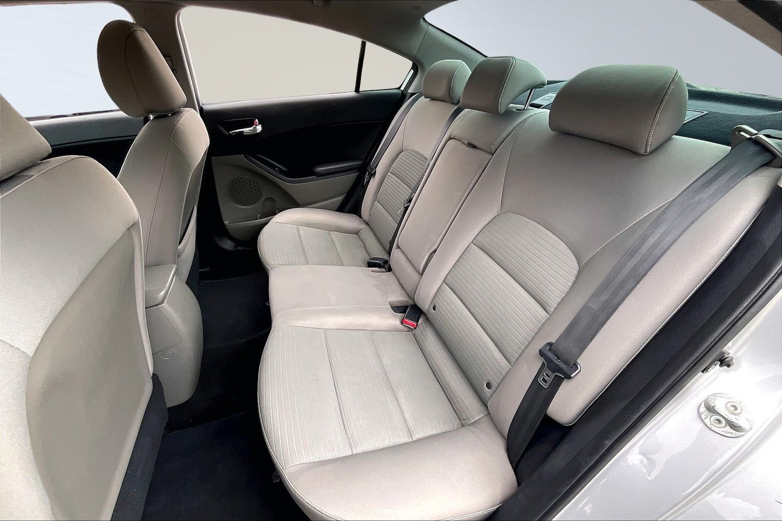 2014 KIA FORTE - Image 25