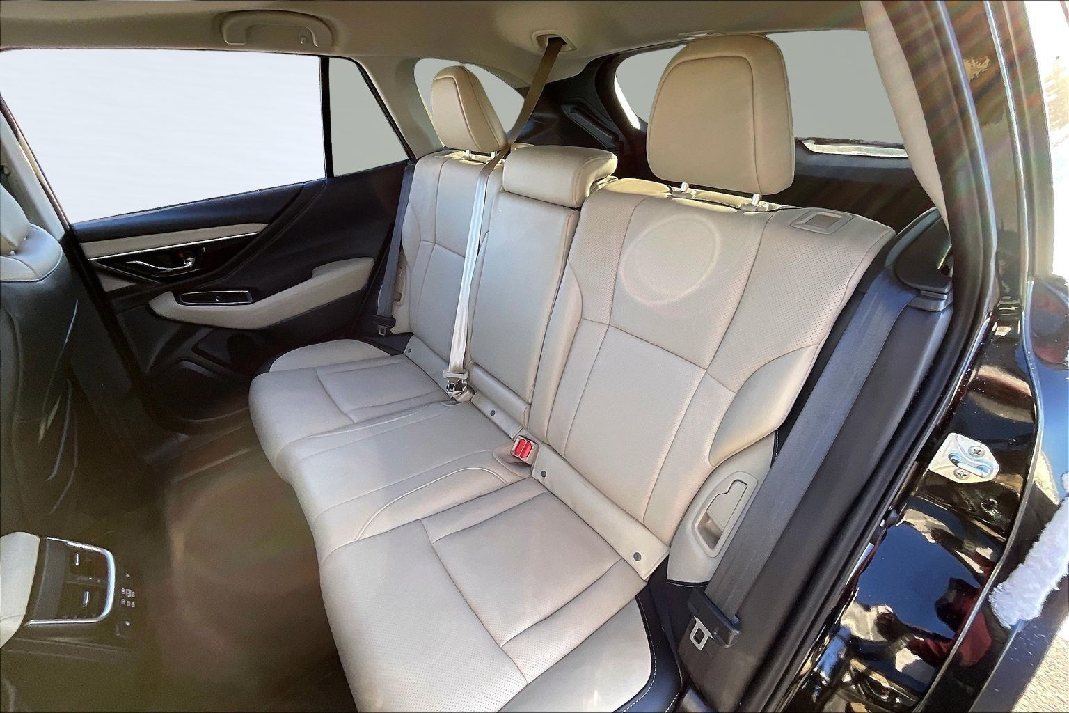 2025 SUBARU OUTBACK - Image 27