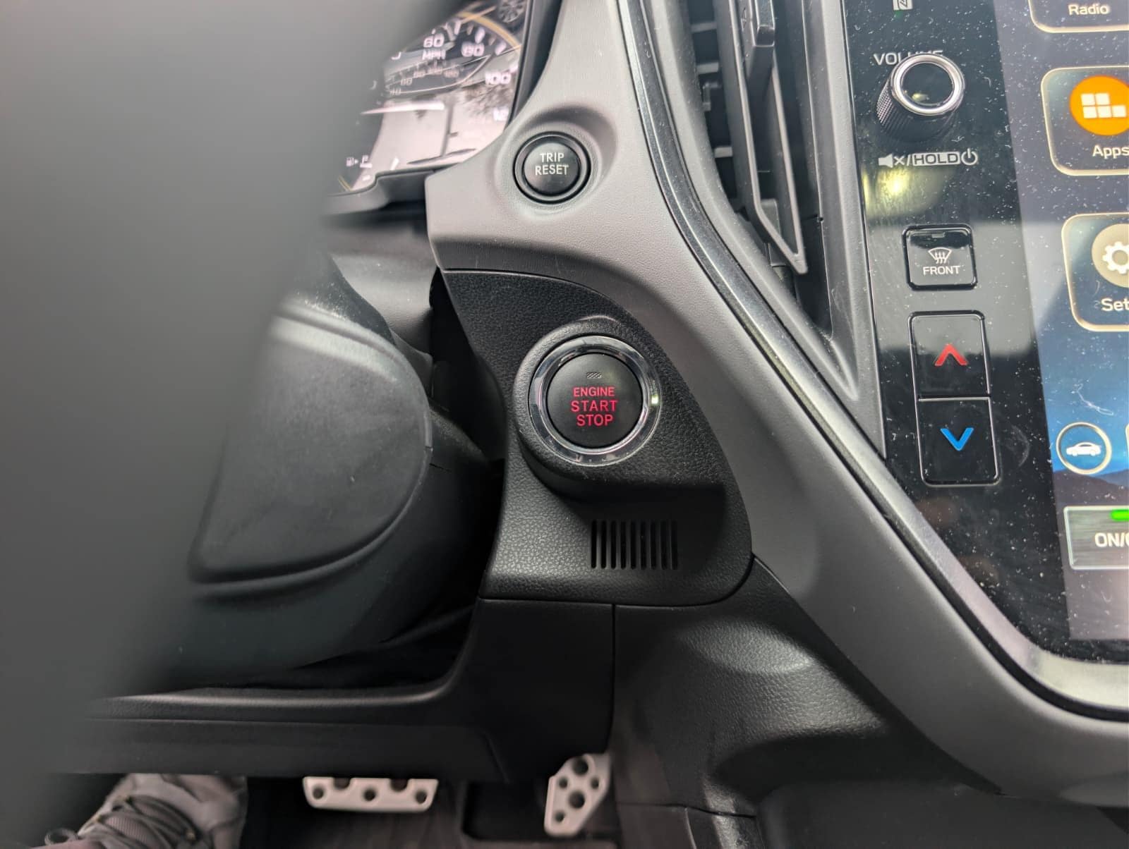 2024 SUBARU CROSSTREK - Image 17