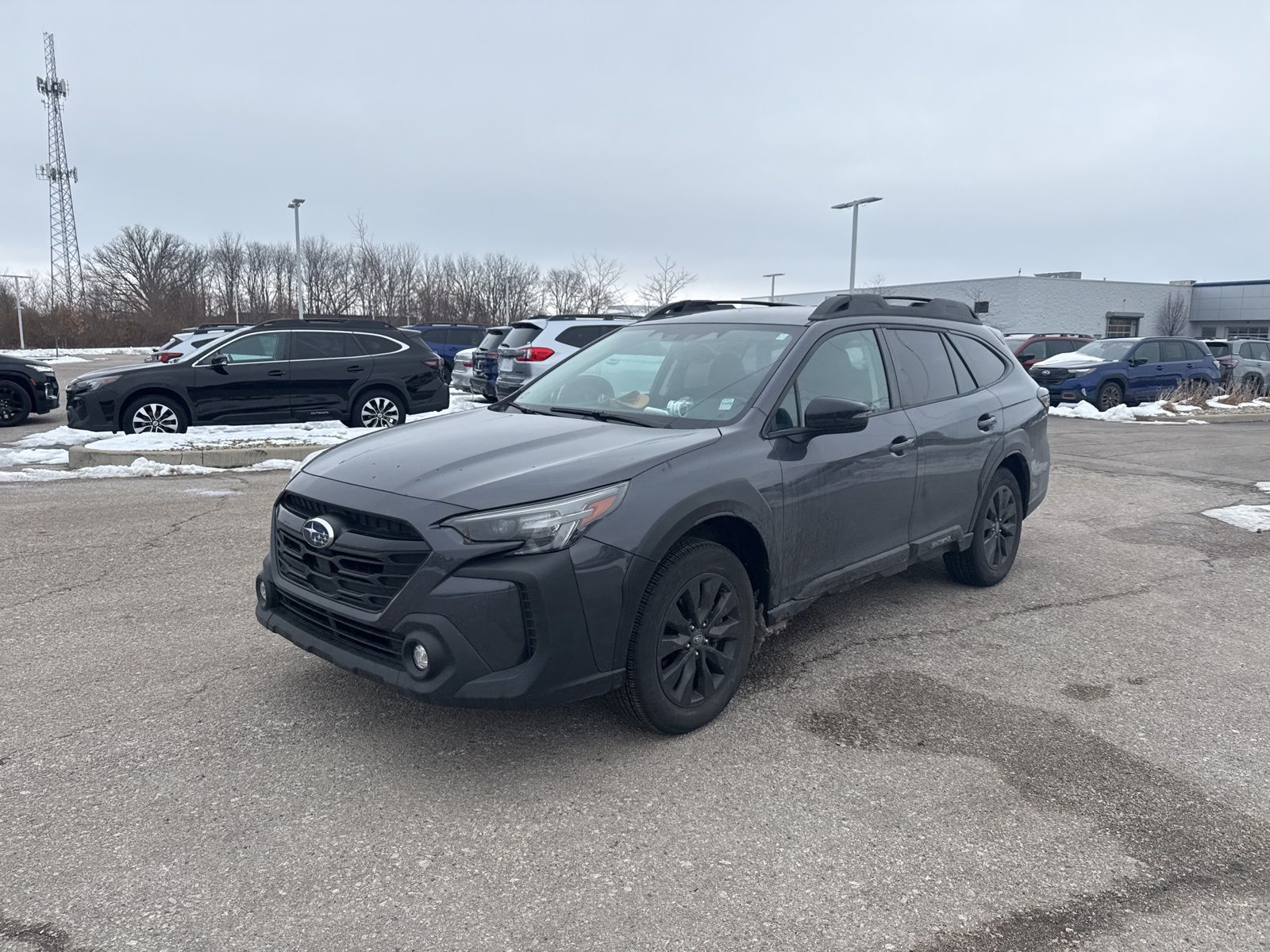 2023 Subaru Outback Onyx Edition's photo