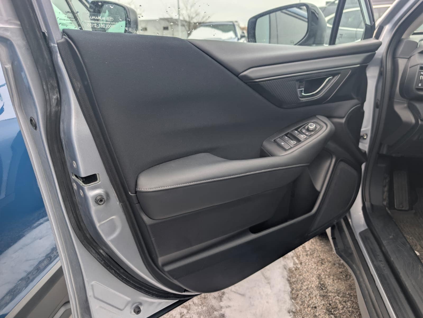 2025 SUBARU OUTBACK - Image 6