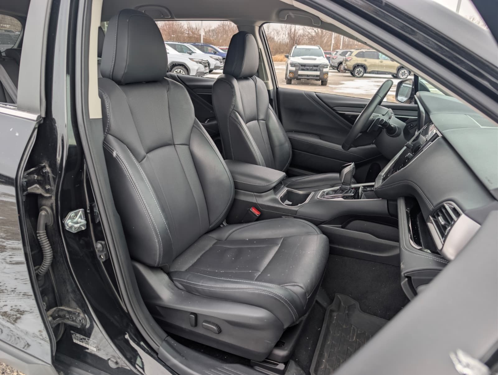 2024 SUBARU OUTBACK - Image 29